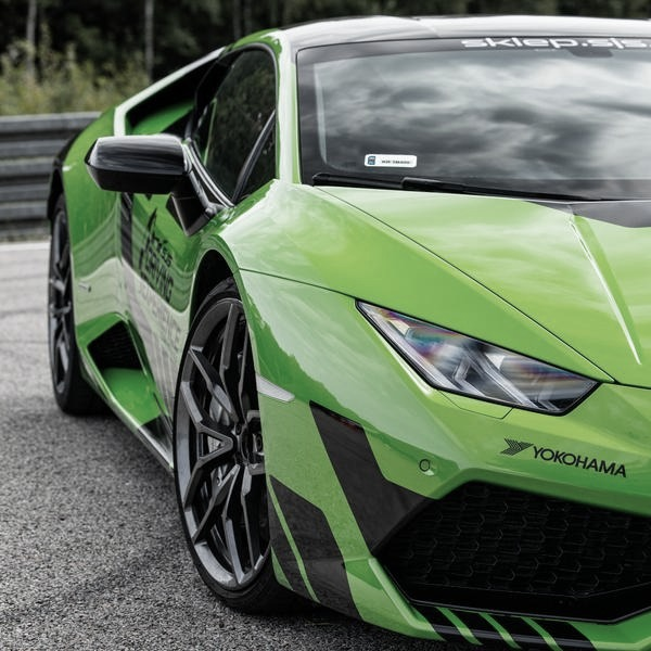Lamborghini Huracán – ile ma koni? Moc i osiągi modeli