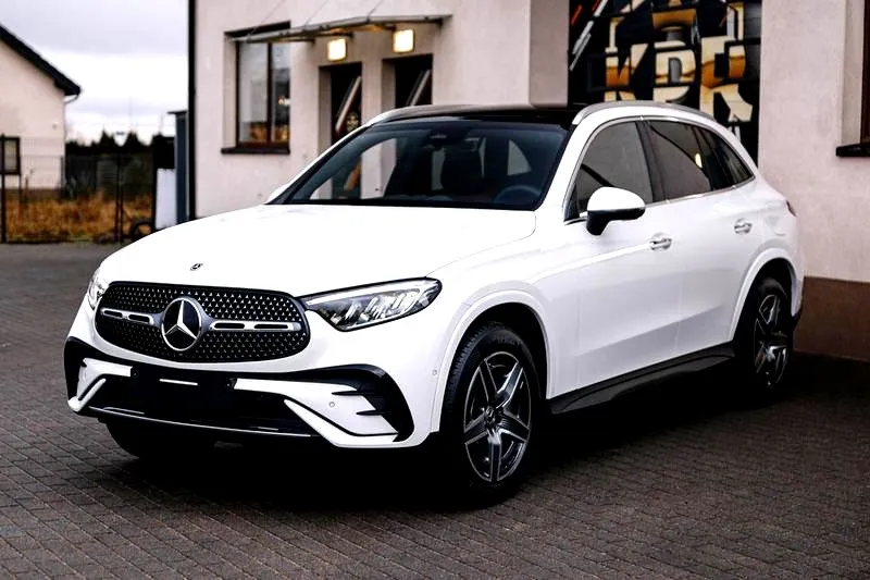 Mercedes GLC 2026: suv, coupé czy elektryk — która wersja ma sens?