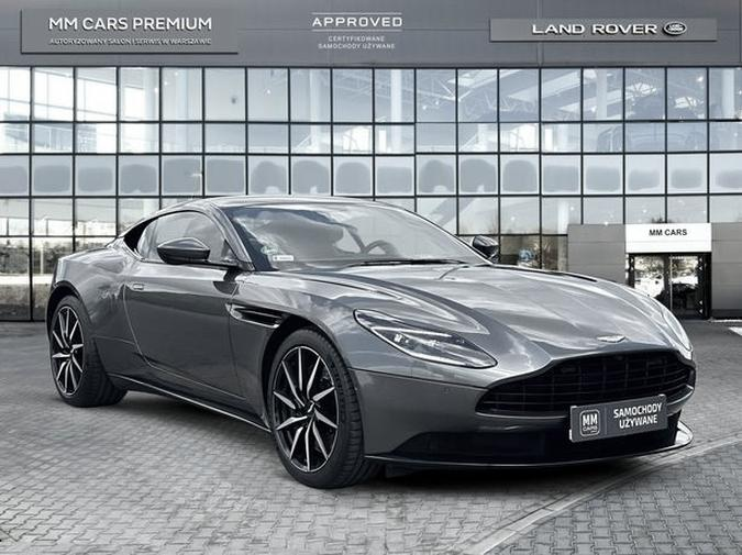 Aston Martin DB11